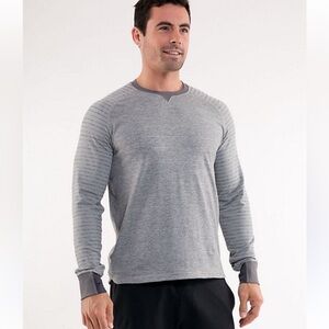 Lululemon Athletica Mens Cypress Run Long Sleeve Top Grey Striped Size Small